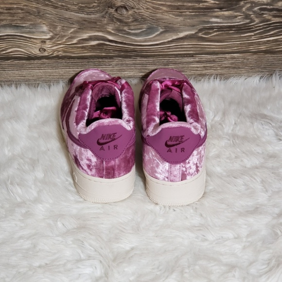 New Nike Air Force 1 LV8 Purple Velvet Sneakers - Picture 5 of 8